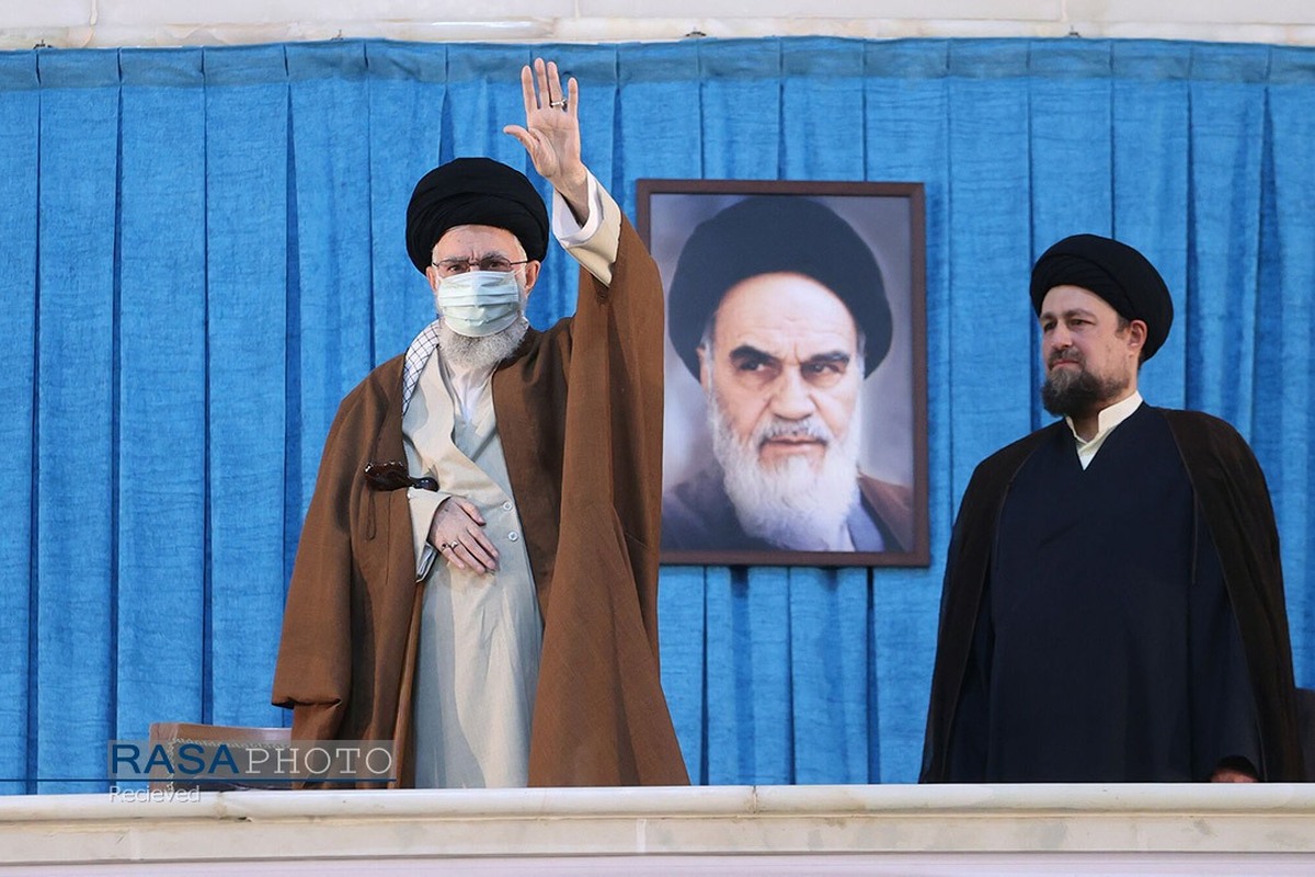 مسیر نورانی اسلام و انقلاب با هدایت آیت‌الله خامنه‌ای پیموده خواهد شد