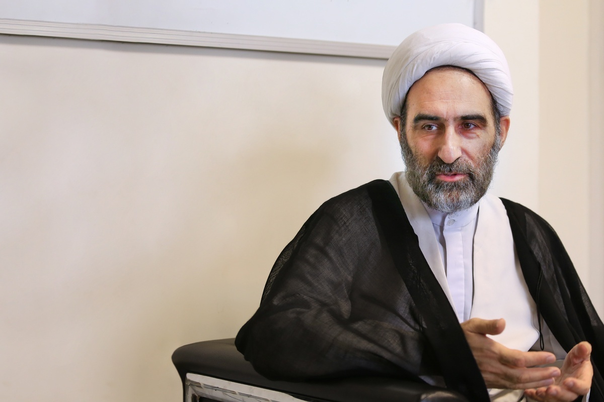 انتخاب هوشمندانه آیت الله خامنه ای، استمرار مسیر نورانی معمار کبیر انقلاب و امام شهید است