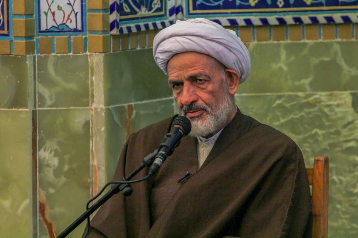 تا آخرین قطره خون در راه تحقق آرمان‌های انقلاب اسلامی و رهبری ثابت قدم می مانیم