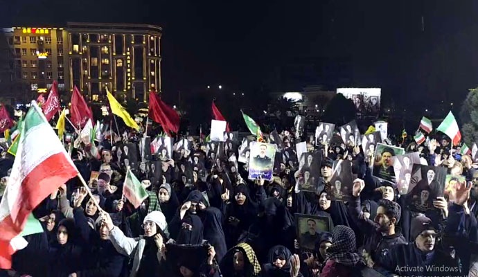 مراسم وداع با کاروان سوم شهدای اقتدار کاشان برگزار شد + عکس