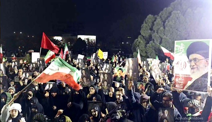 مراسم وداع با کاروان سوم شهدای اقتدار کاشان برگزار شد + عکس