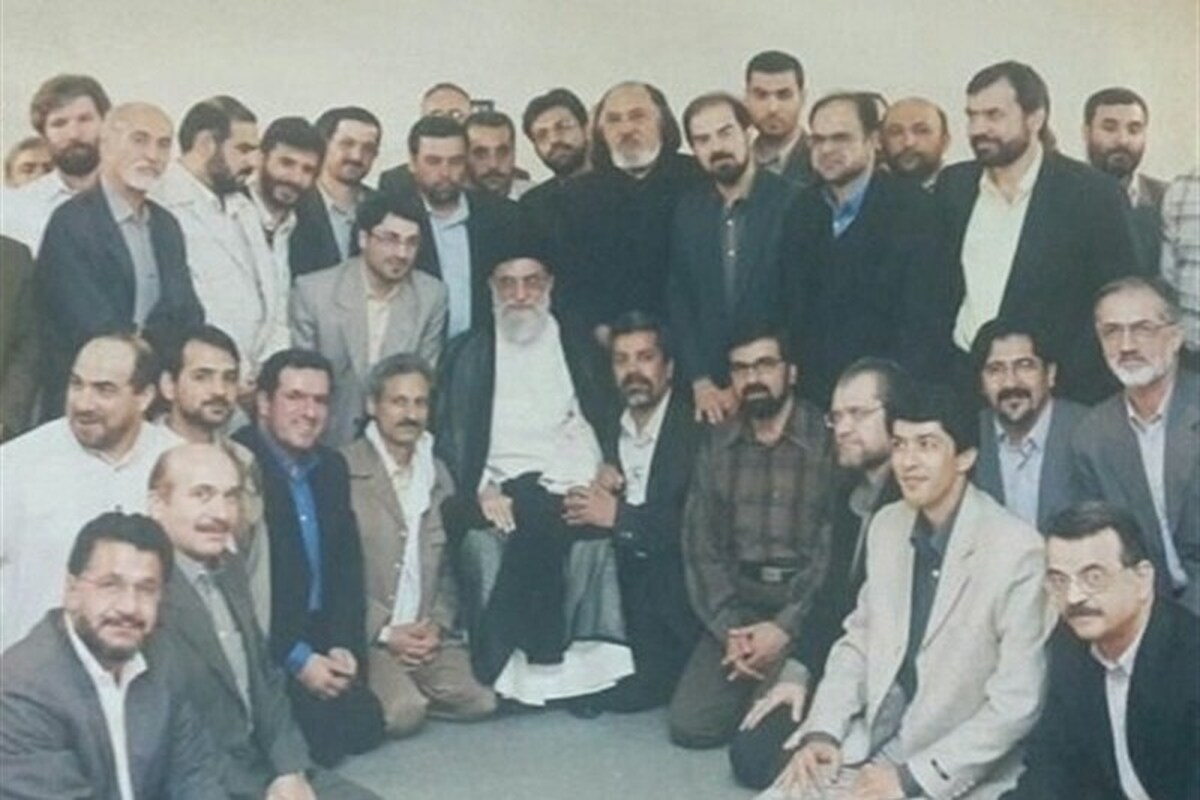هنر در نگاه رهبر شهید انقلاب؛ هنر تعطیل‌بردار نیست
