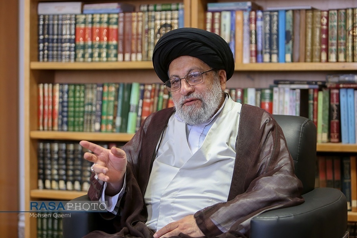 بیعت آیت الله منذر حکیم با امام سوم انقلاب اسلامی