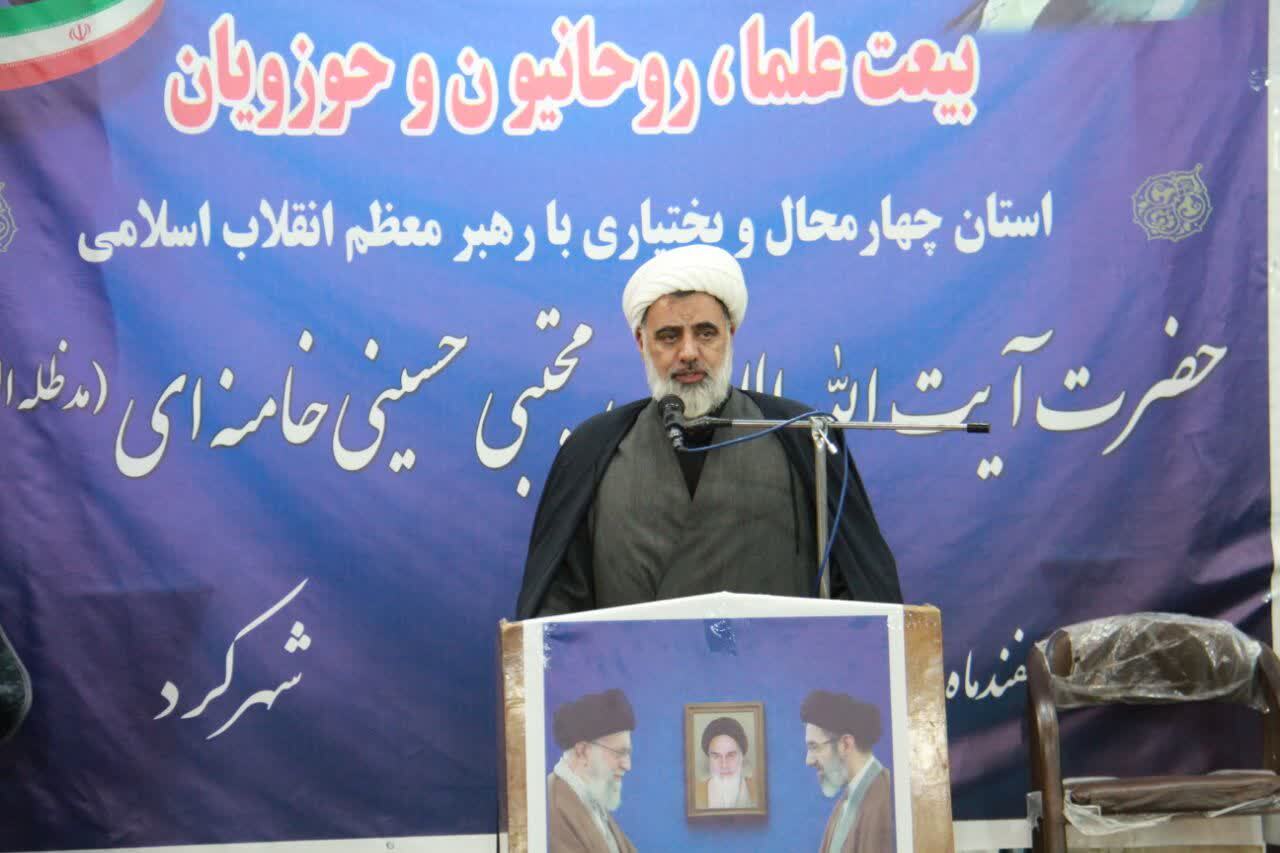 رهبر انقلاب به مسائل نظامی و امنیتی شناخت و اشراف دارند رهبر انقلاب به مسائل نظامی و امنیتی شناخت و اشراف دارند