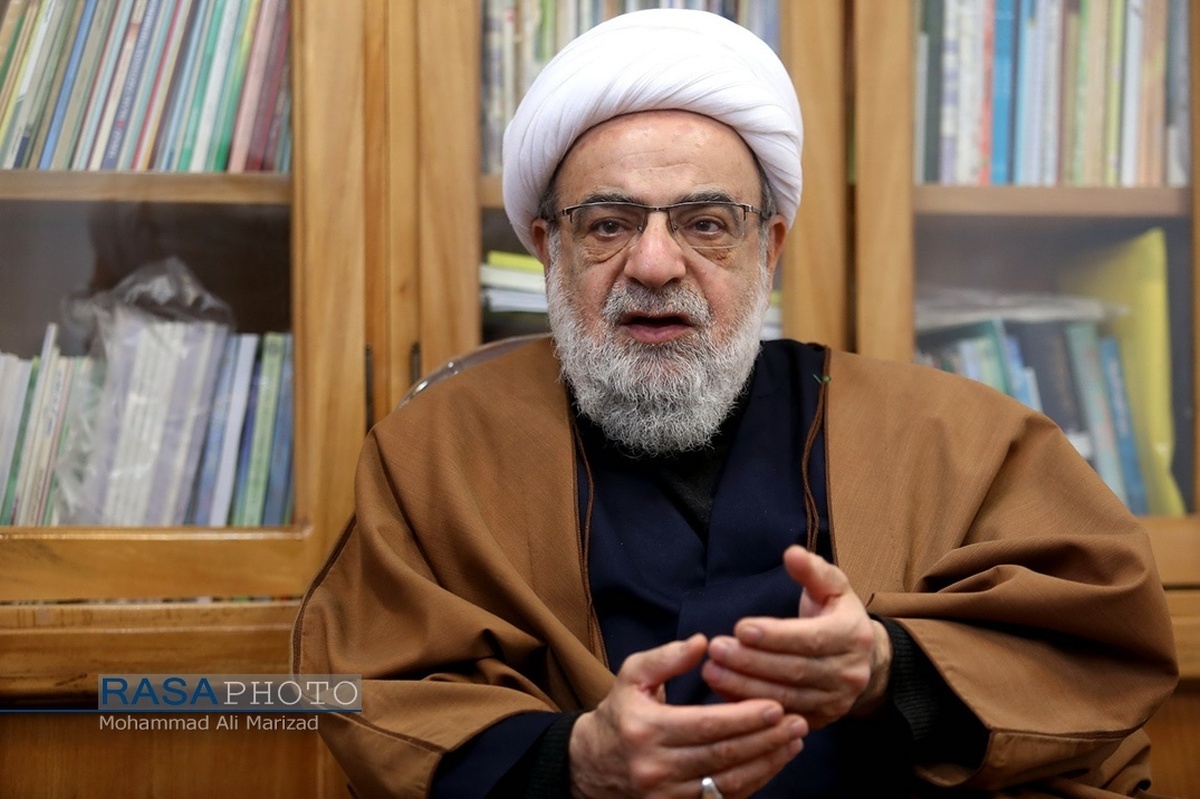 ملت بزرگ ایران با حضور خود در صحنه جواب اهانت ترامپ قمارباز را داده است