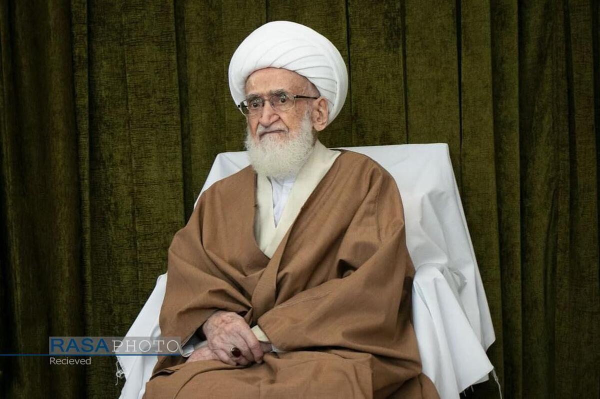 شهید لاریجانی دیانت و سیاست و عقل و علم و عمل را در خود جمع کرده بود