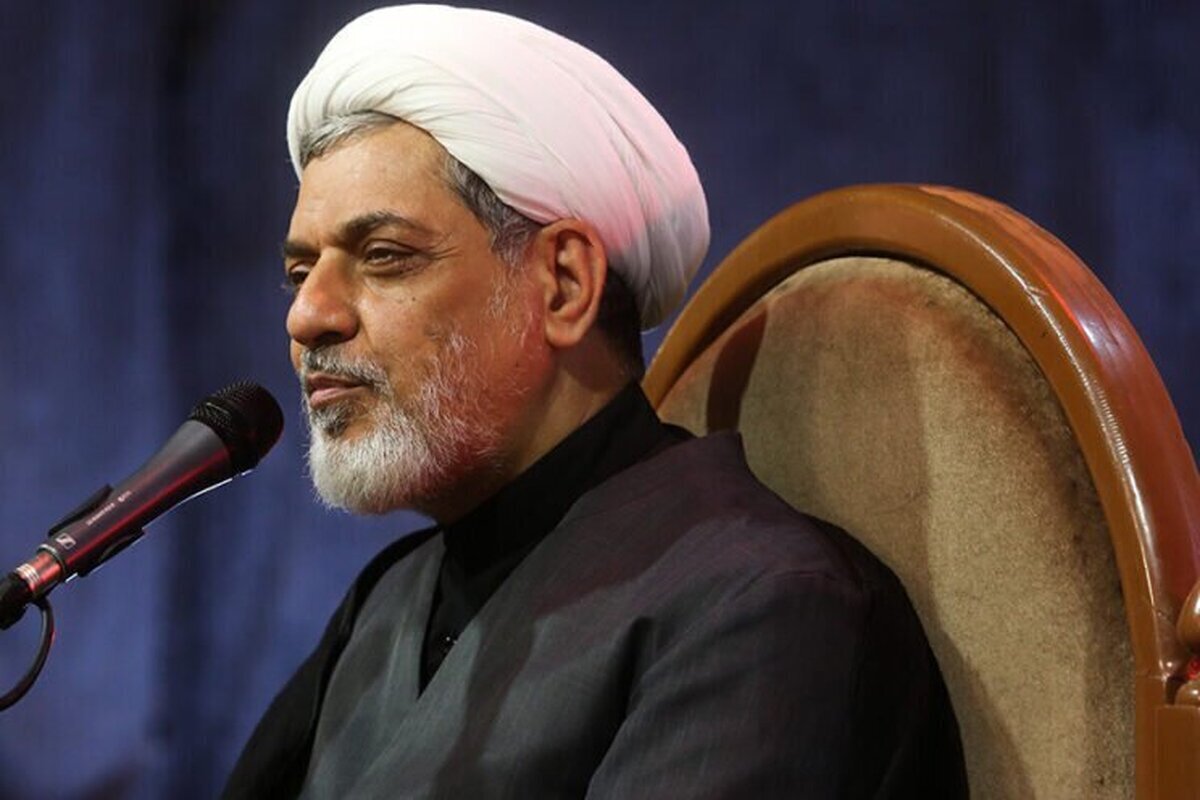 شهید لاریجانی در مقابل مومنین متواضع و در برابر دشمن محکم بود