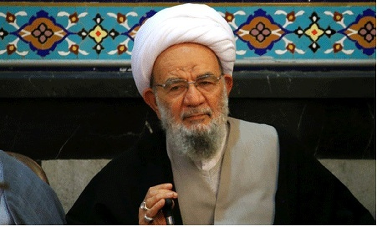 استاد اخلاق، سردار صحنه انقلاب