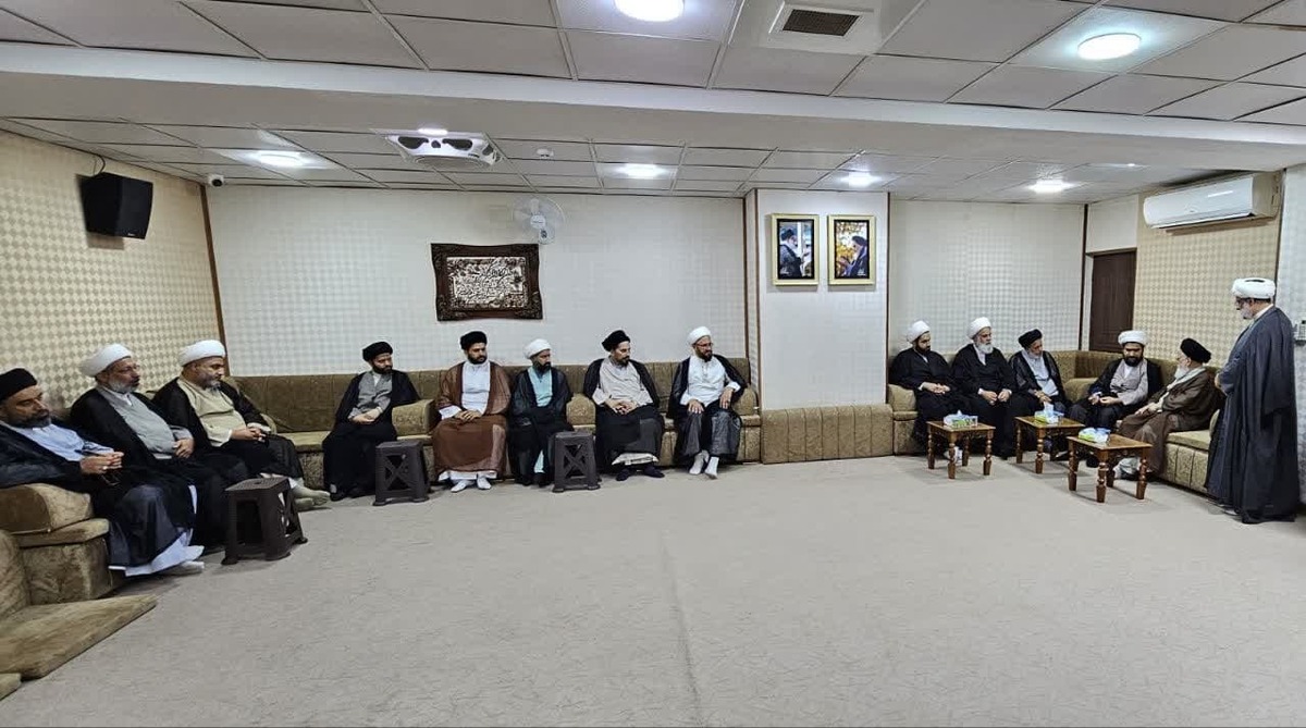 ابلاغ پیام تسلیت آیتالله نجفی به نماینده رهبر انقلاب در پی حادثه انفجار بندر شهید رجایی