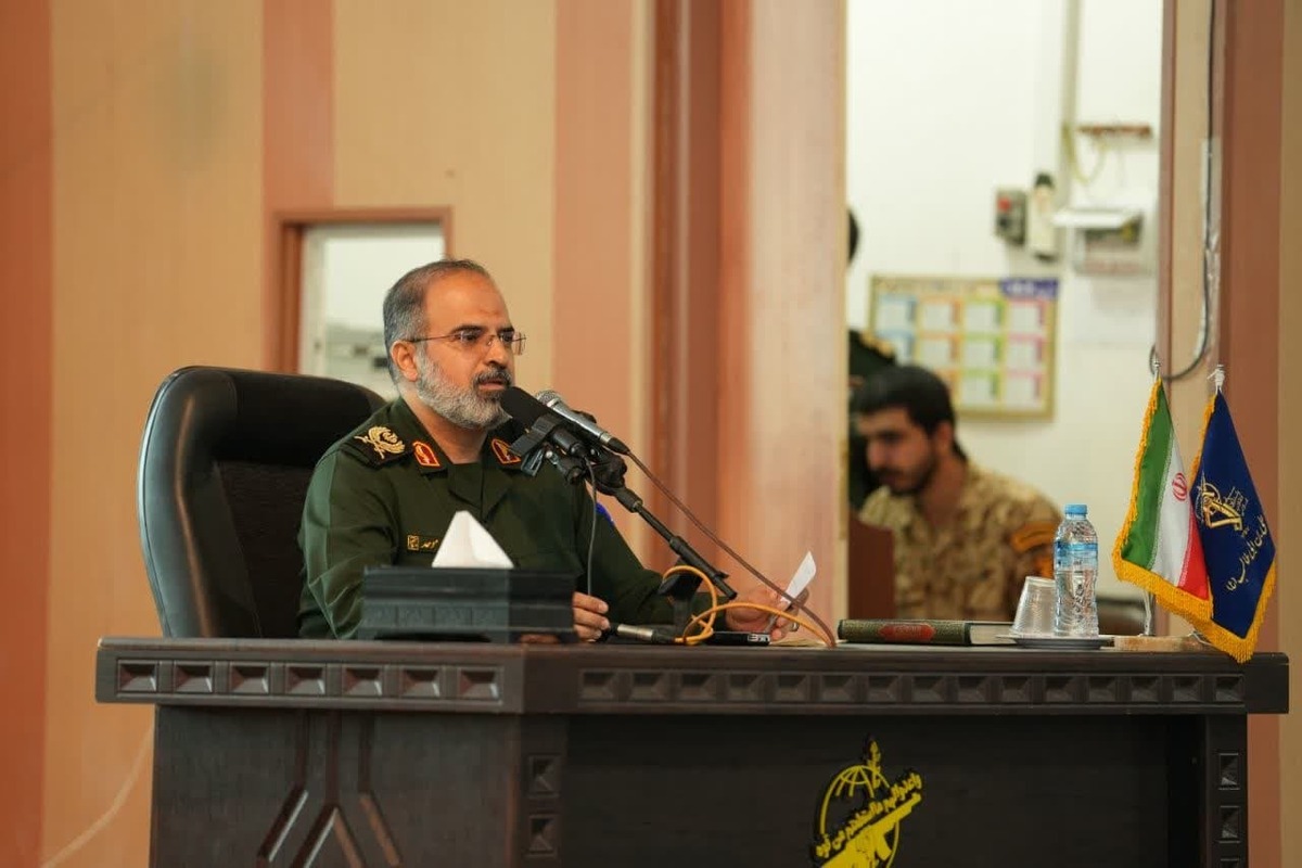 مکتب شهید مطهری اجتهاد و ولایتمداری است