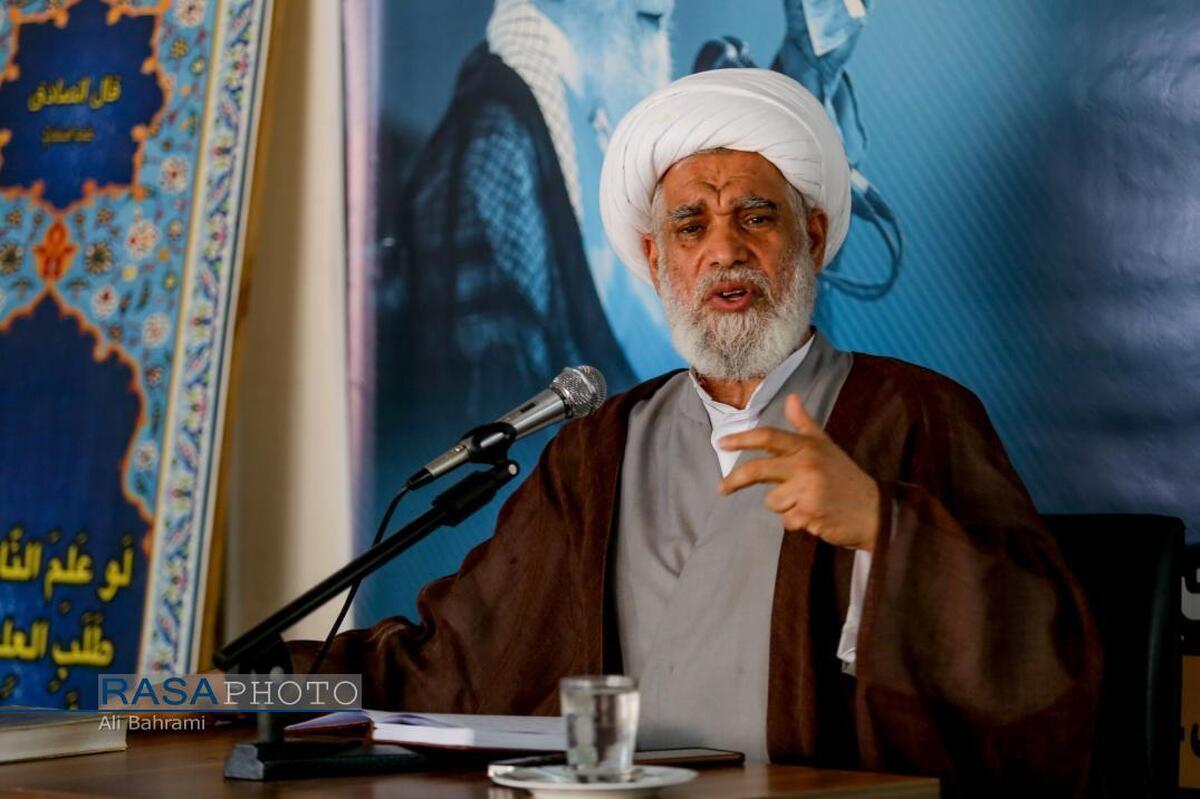 حرکت انقلاب اسلامی بر مدار جهاد تمدنی است/ تهران باید الگوی پیشرفت عدالتمحور باشد