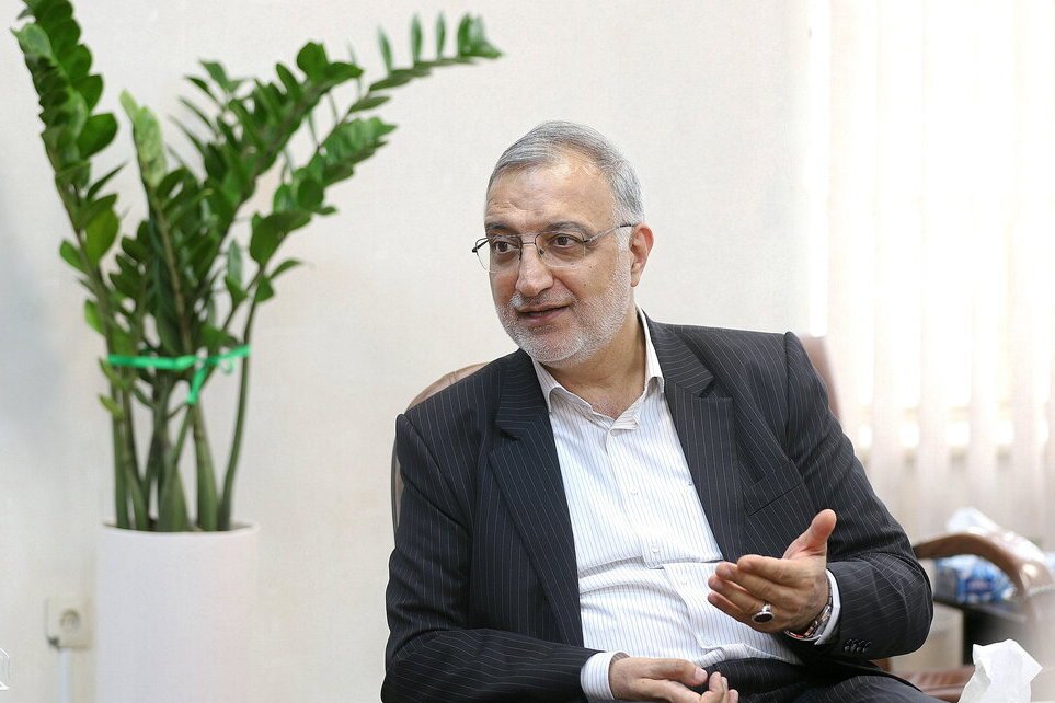 م/ گزارشی از دیدار شهردار تهران با مراجع تقلید و علما