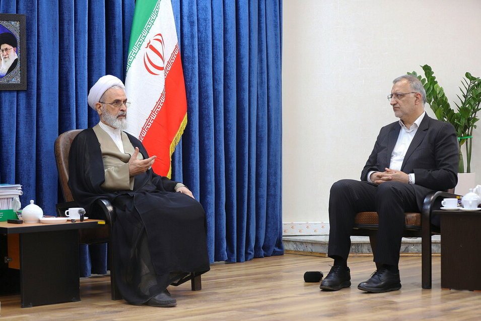 م/ گزارشی از دیدار شهردار تهران با مراجع تقلید و علما