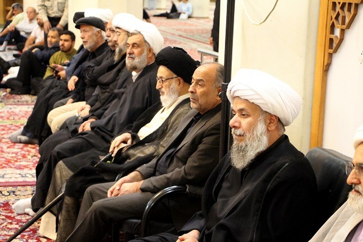 مراسم بزرگداشت آیت الله بنیادی در حرم مطهر شاهچراغ برگزار شد + تصاویر