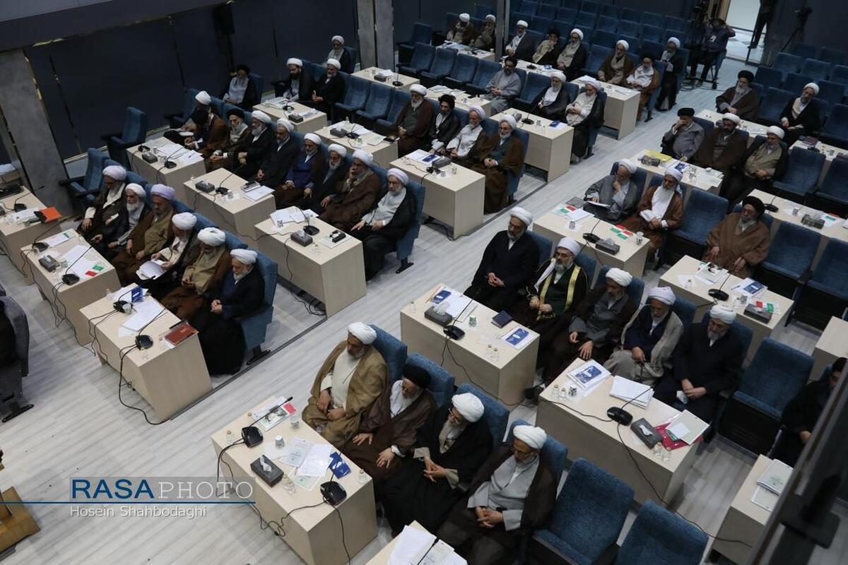 نگاهی به نطق نمایندگان خبرگان در سومین اجلاسیه رسمی مجلس خبرگان رهبری