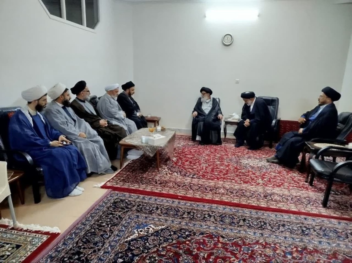 دیدار هیأت رییسه مجمع نمایندگان طلاب با آیت الله مرتضوی
