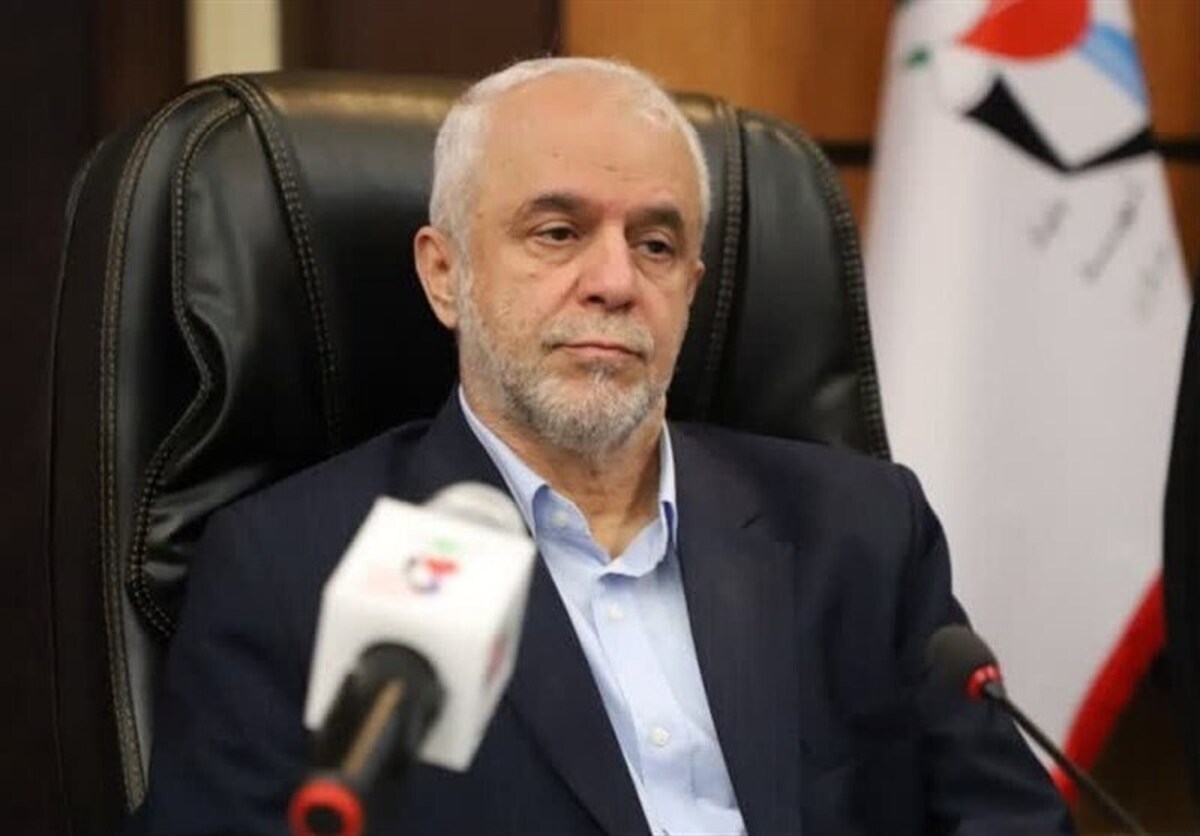 برگزاری مراسم بزرگداشت شهید جمهور در میدان امام حسین/ دیدار خانواده شهدای خدمت با رهبر انقلاب