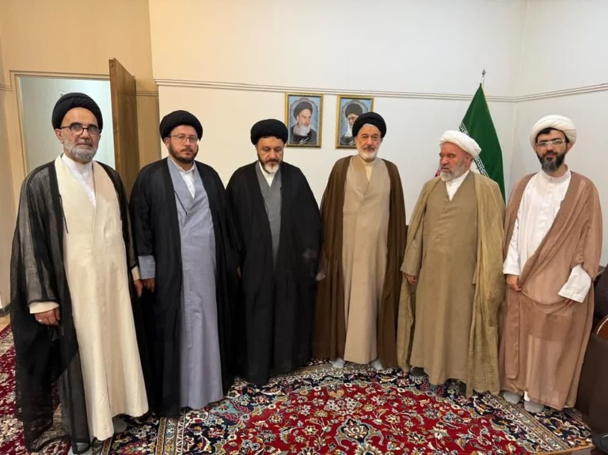 گزارشی از جلسه هیئت رئیسه مجمع نمایندگان طلاب با حجت الاسلام عماد