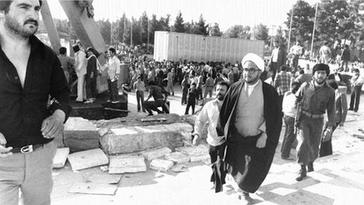 علت تخریب مقبره رضا خان بیان شد