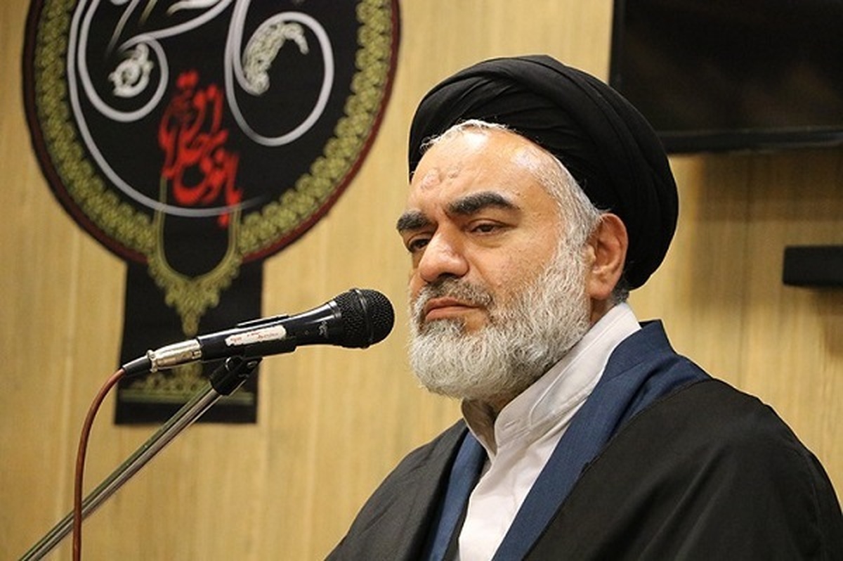 نباید از صفات خوب خود راضی باشیم