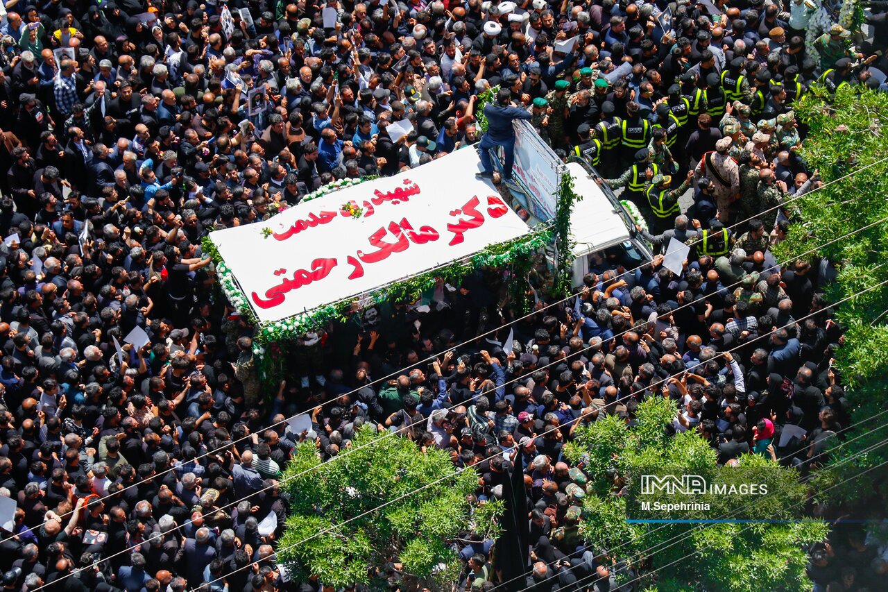مالکِ مردم؛ مدیری که با اخلاص زیست و با خدمت به شهادت رسید