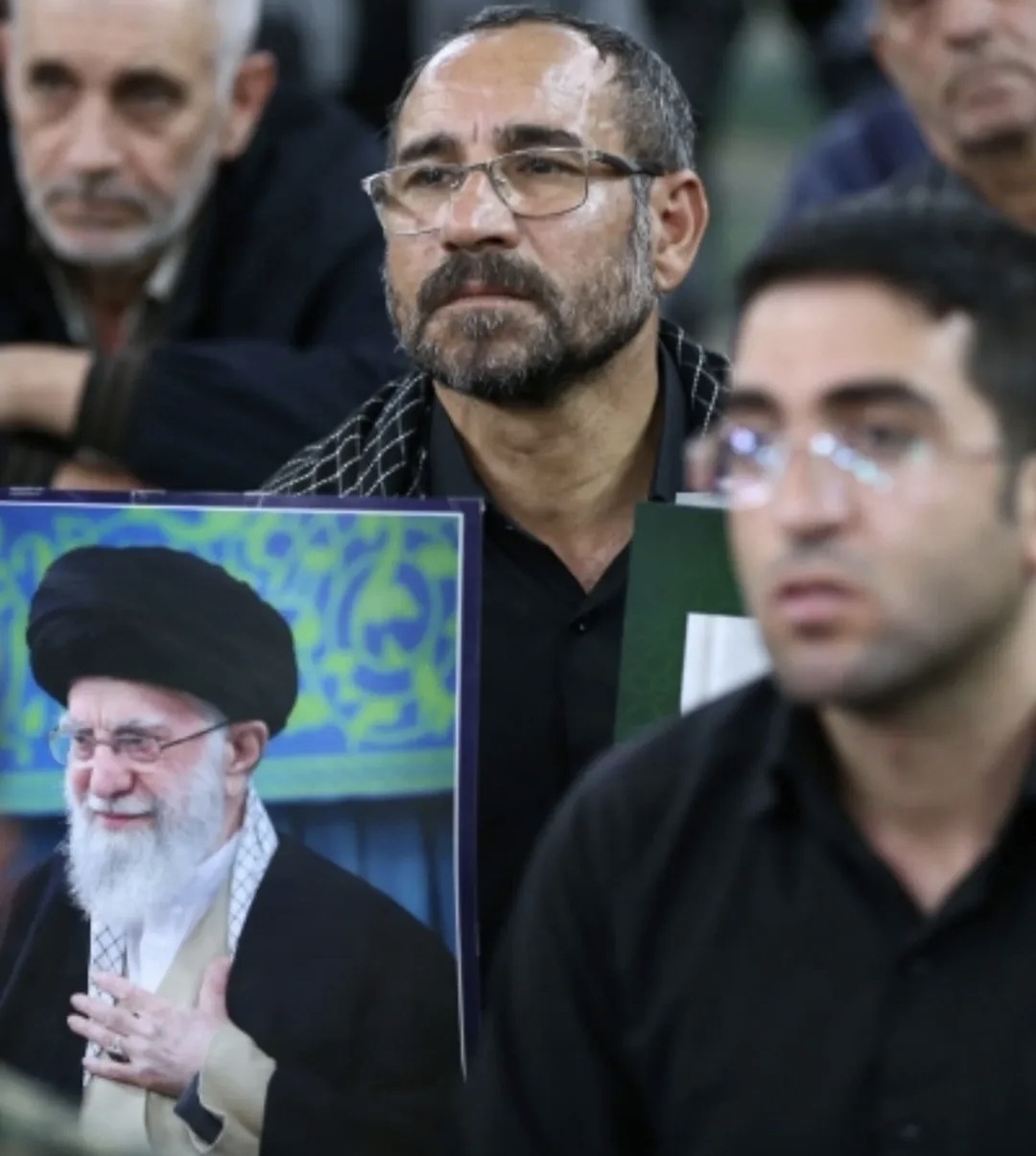 در حال بروز رسانی تبریز میزبان حماسه‌ای از اشک و افتخار / تجلیل از مکتب شهیدان خدمت در مصلی امام خمینی(ره)