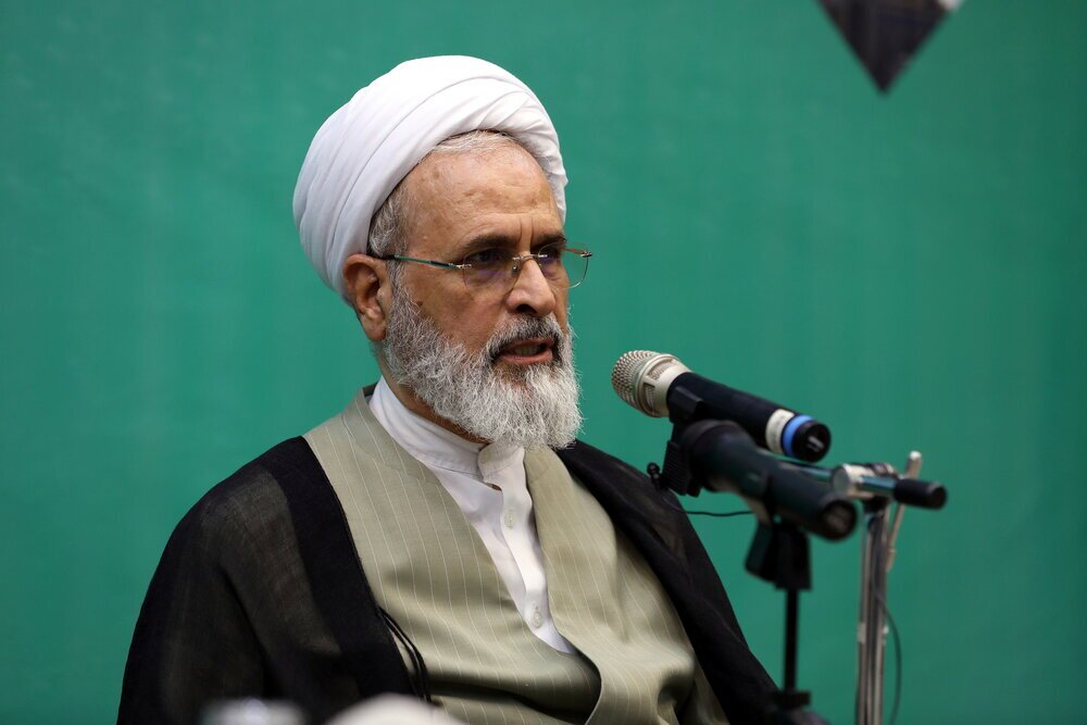م/گزارشی از سفر آیت الله اعرافی مدیر حوزه‌های علمیه در استان آذربایجان غربی