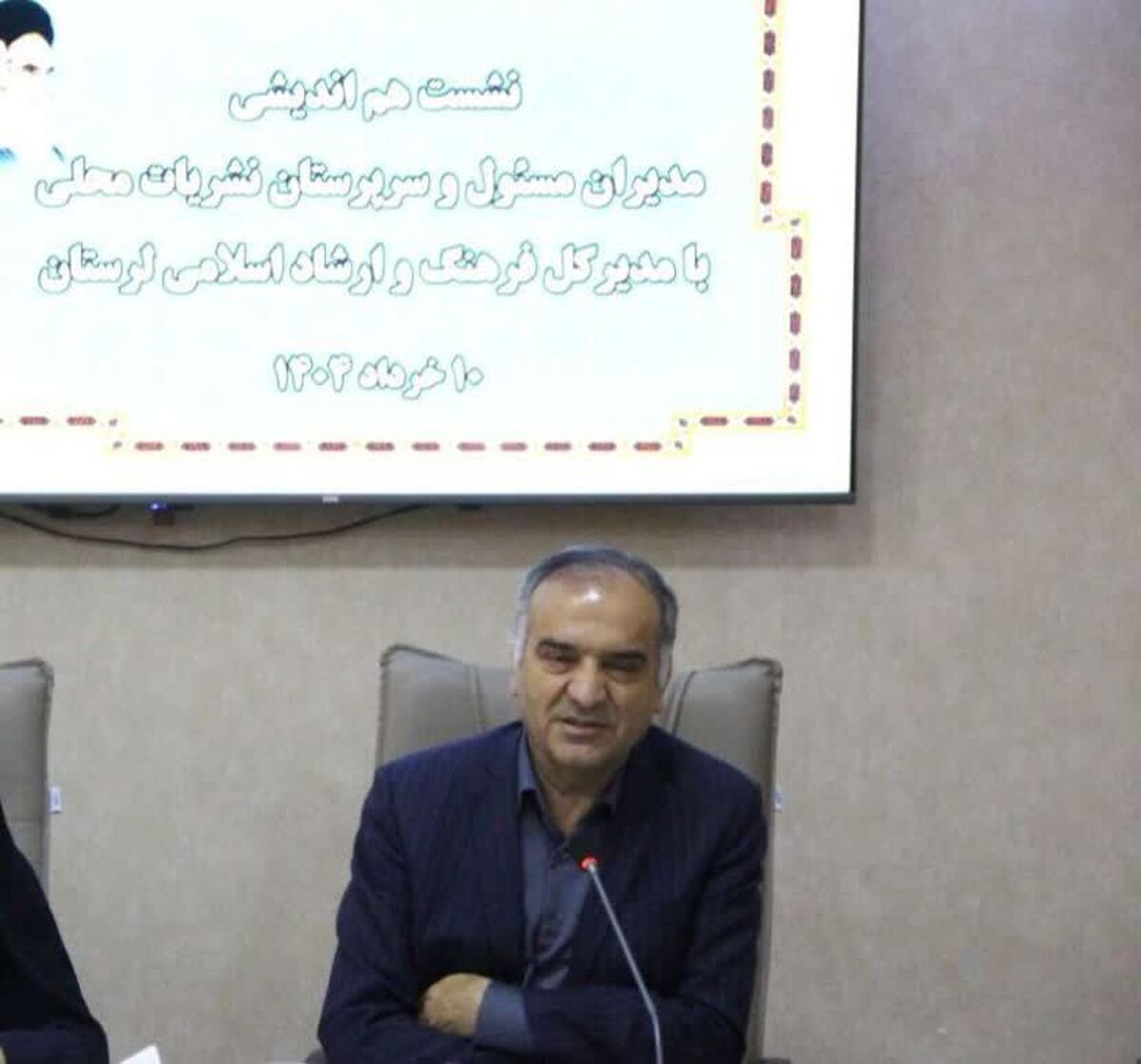تقویت اقتصاد رسانه و ارتقای توانمندی خبرنگاران لرستان در اولویت است