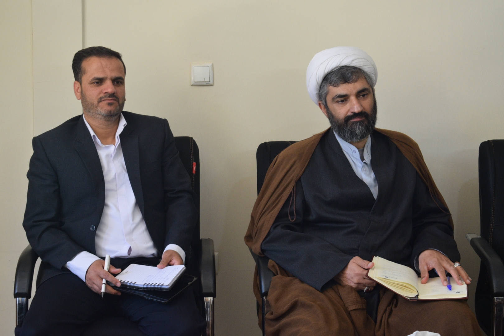 جنگ شناختی و رسانه ای دشمن برای ارائه تصویری وارونه از روحانیت