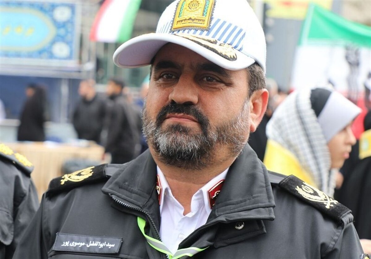 خودروی متخلفان توقف دوبله به پارکینگ میرود