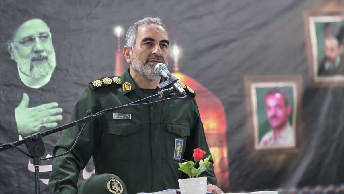 اعزام ۱۲ دستگاه اتوبوس از آران و بیدگل به مرقد مطهر حضرت امام خمینی