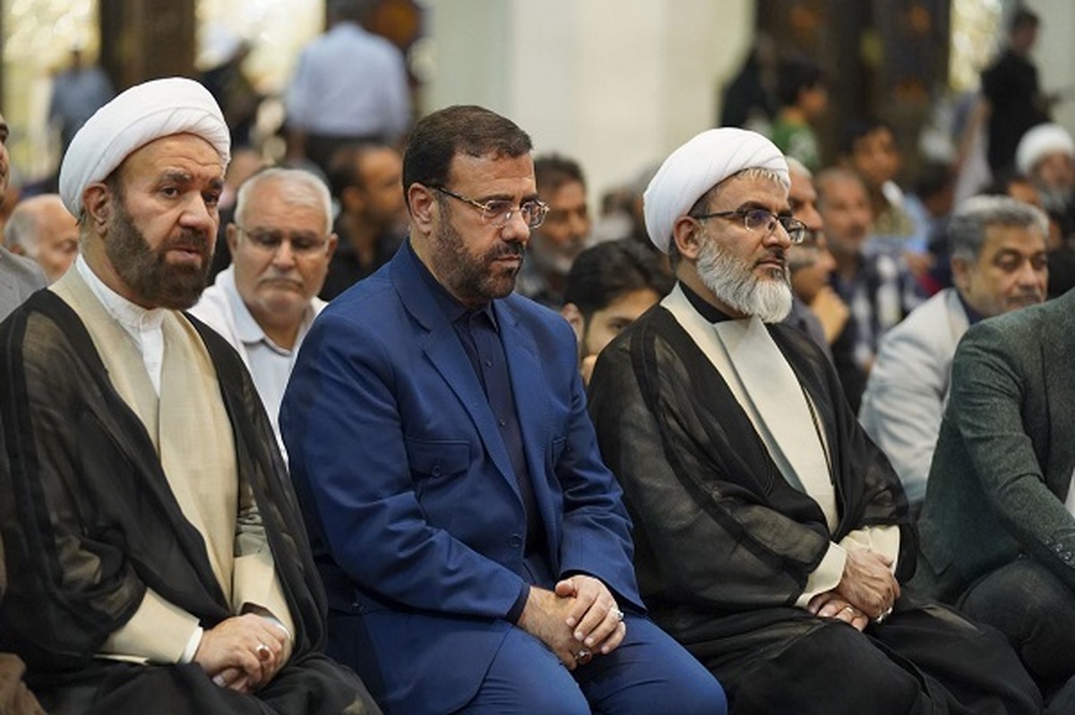 مراسم ارتحال امام خمینی در حرم شاهچراغ شیراز برگزار شد+تصاویر