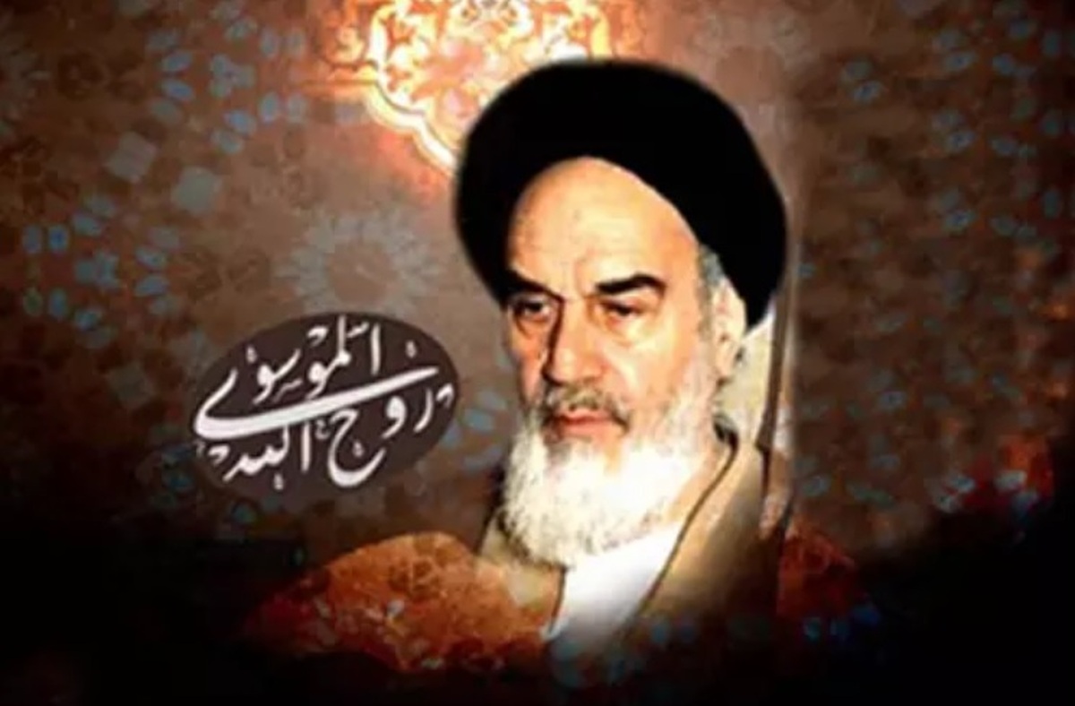 ملت ایران با الهام از آرمانهای امام راحل پرچم استقلال، عدالت و معنویت را بالا نگه داشته اند