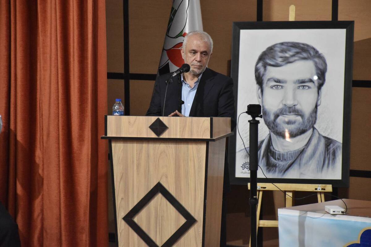 شهادت ۶۸ دانش‌آموز بروجردی زیر بمباران از مصادیق جنایات جنگی است