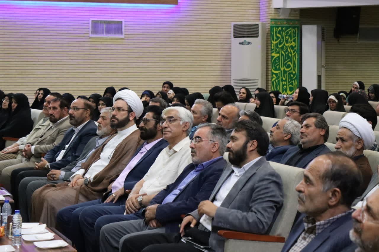 برخورد با منکرات وظیفه ستاد است / نمایندگان به‌جای رانت‌سازی به فکر قانون‌گذاری باشند