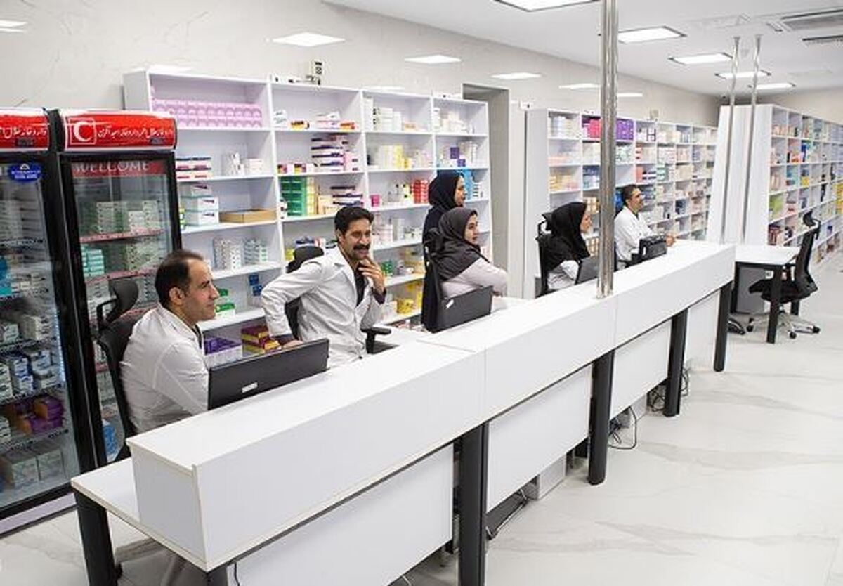 داروخانهها طبق روال عادی به ارائه خدمات ادامه میدهند