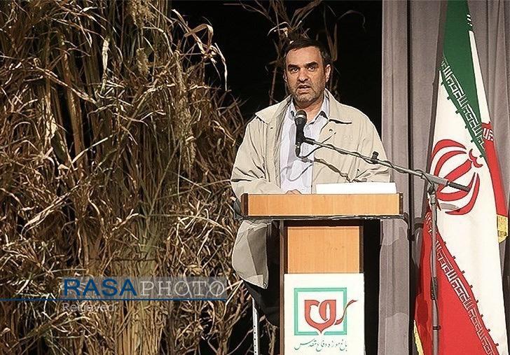سرداری بی ادعا و مجاهدی خستگی ناپذیر