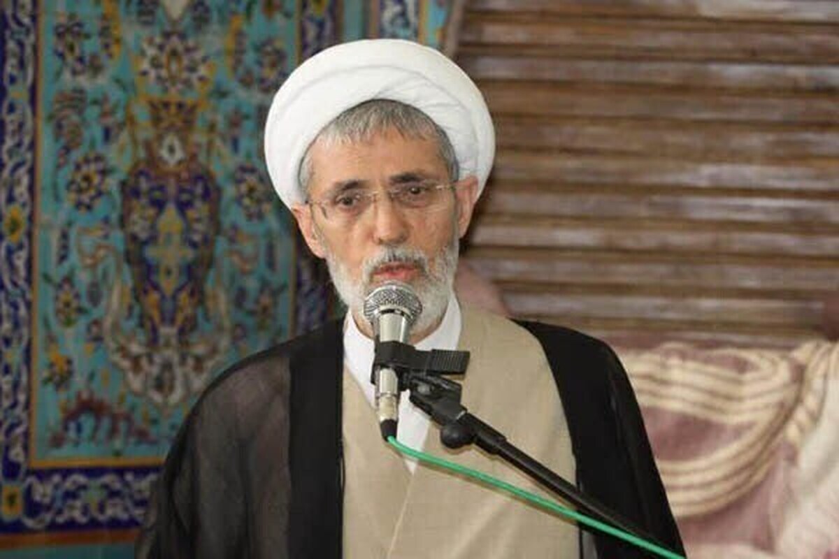 وحدت در میدان جهاد وظیفه امروز ملت ایران است