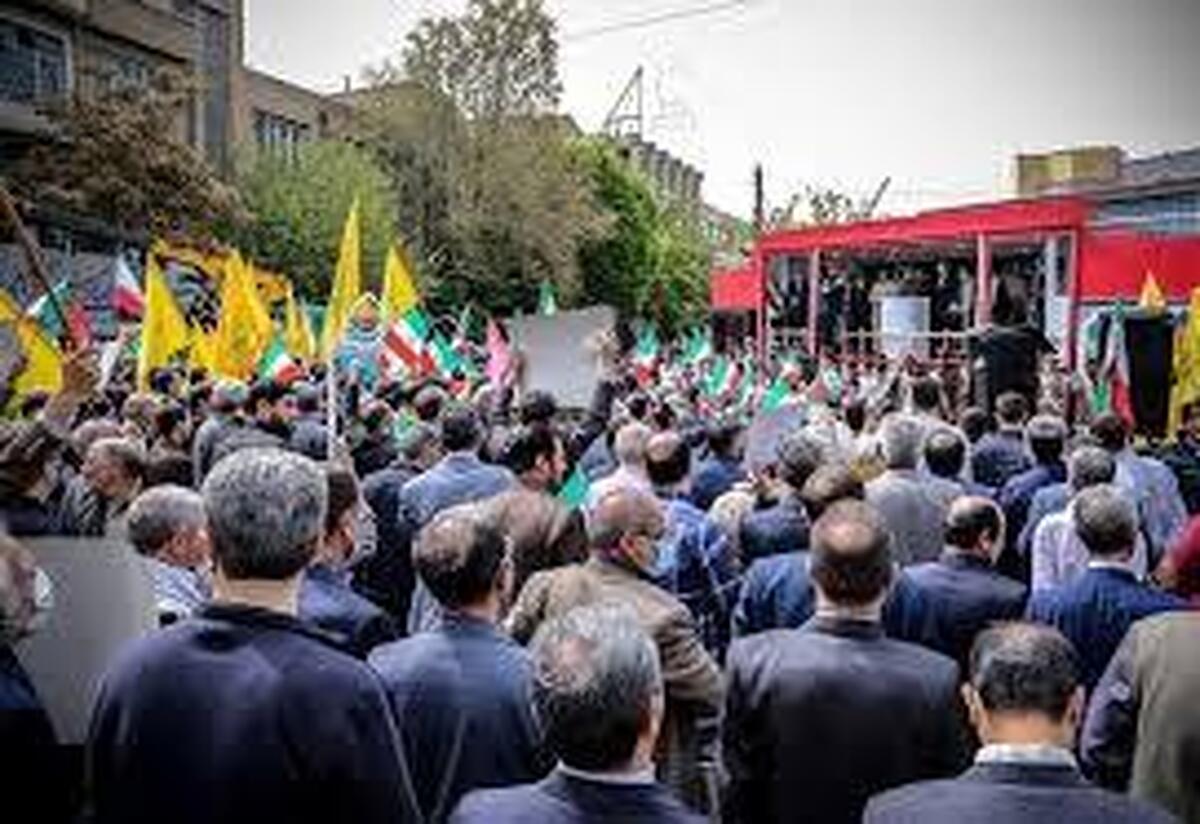 راهپیمایی جمعه خشم و نصر با حضور باشکوه مردم در تبریز برگزار شد