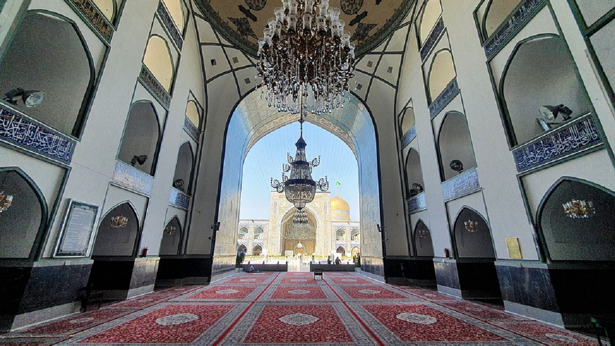چرا ایوان مسجد گوهرشاد، «مقصوره» نام گرفت؟