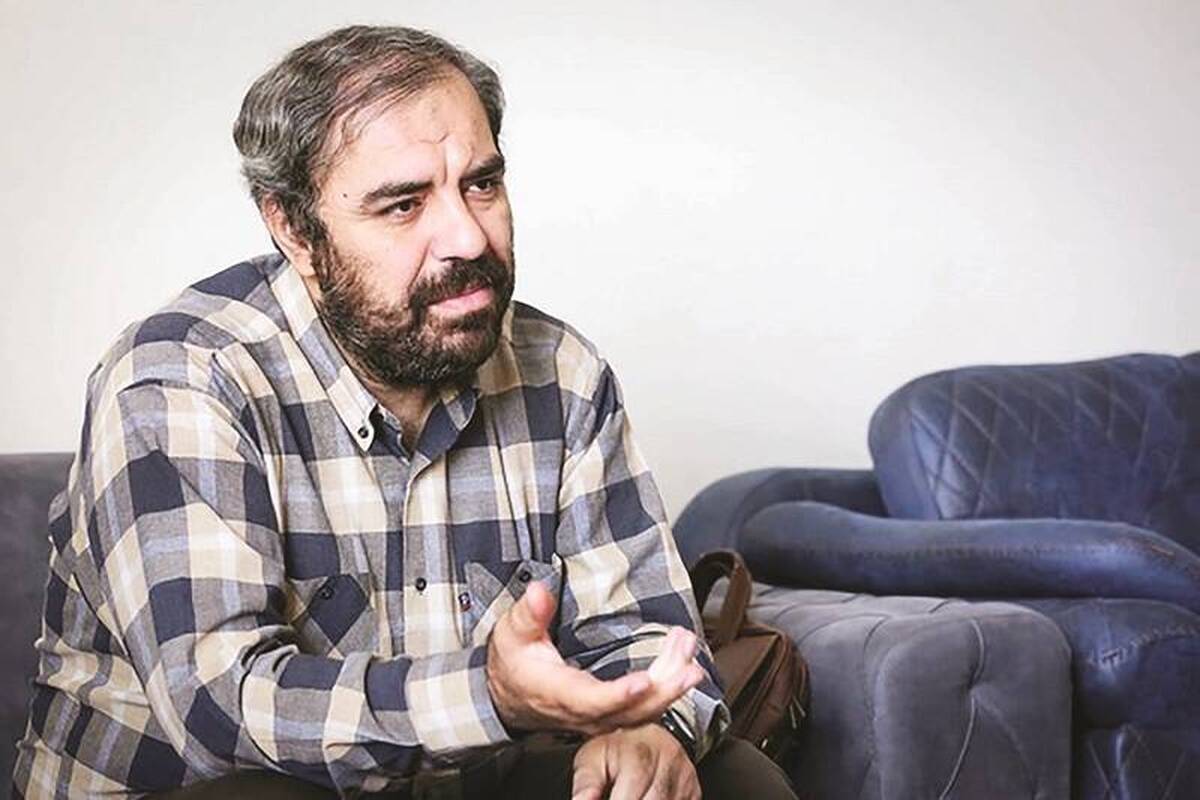 خردادی برای ورق خوردن تاریخ