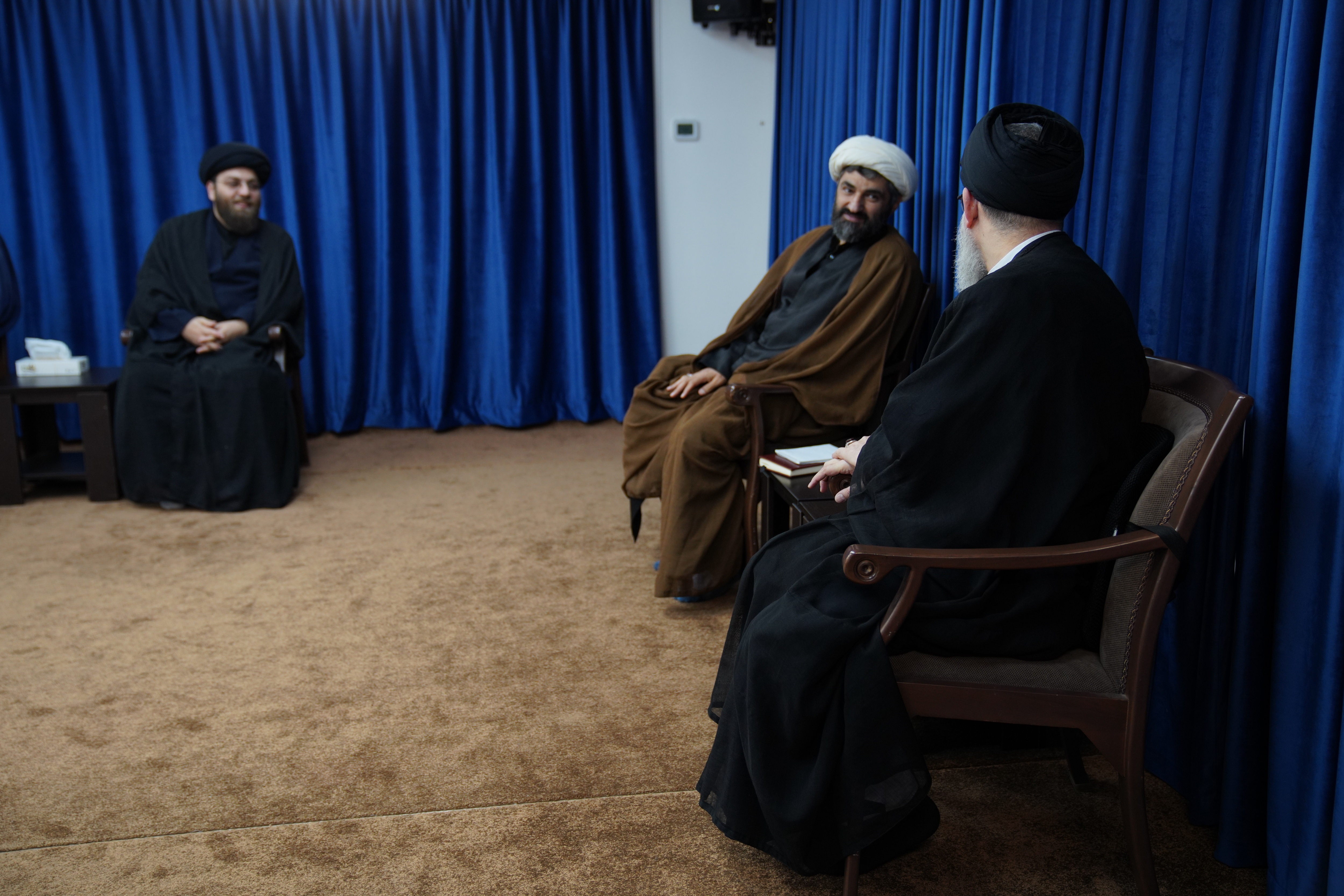 دیدار مدیرعامل و دبیران خبرگزاری رسا با حجت‌الاسلام سید هاشم الحیدری