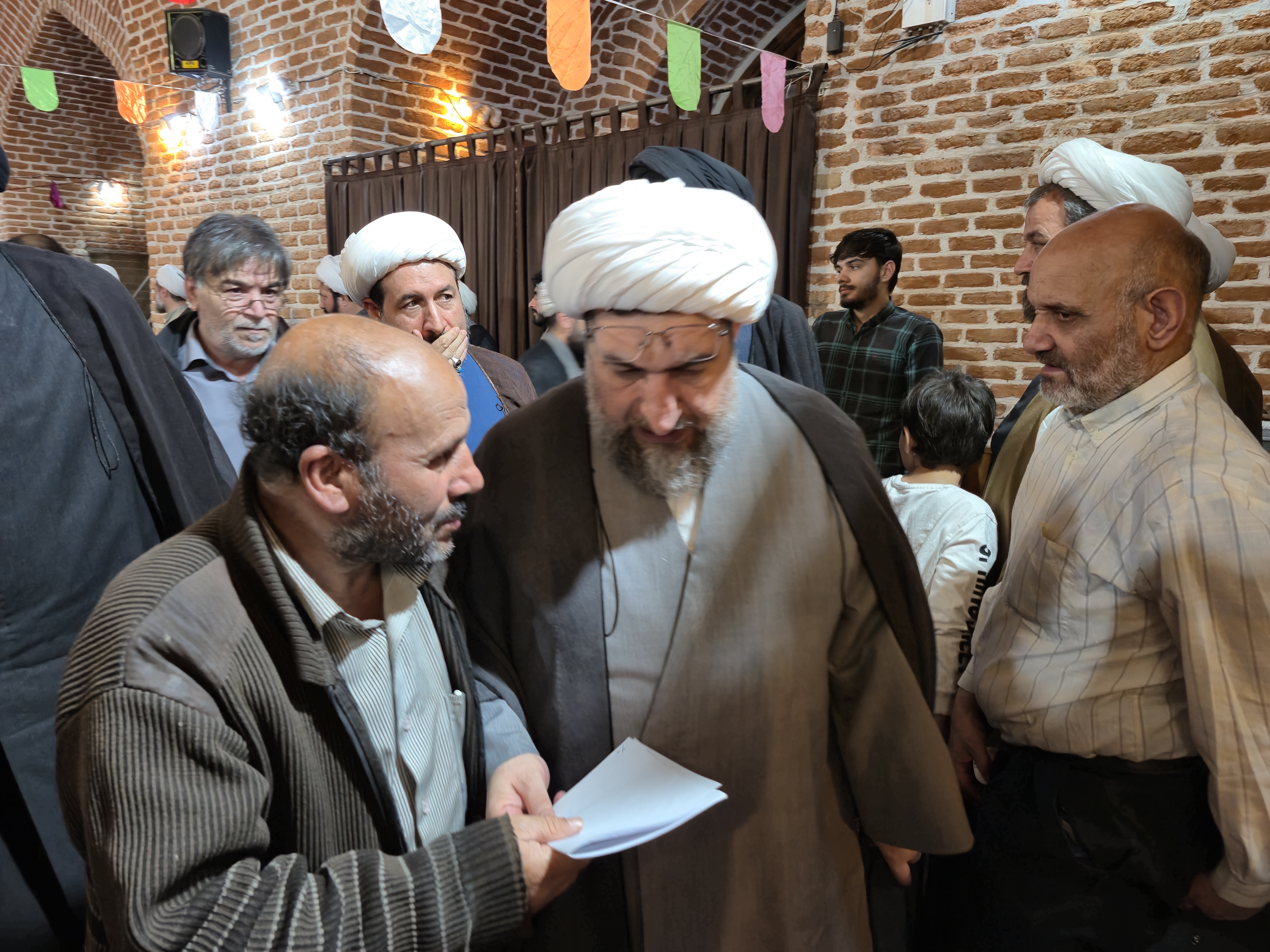 هشدار اخلاقی نماینده ولی‌فقیه در تبریز؛ تربیت دینی با تفسیر سطحی ممکن نیست+ تصاویر