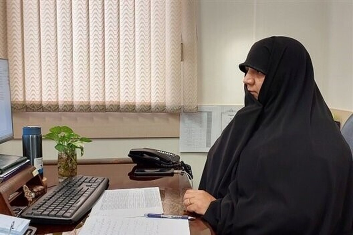 پژوهش‌محوری و رسالت رسانه‌ای بانوان طلبه در پرتو ارزش‌های عاشورا می‌باشد