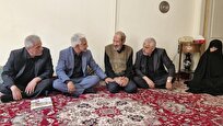 خدمتگزاری به خانوادههای شهدا وظیفه همگانی است
