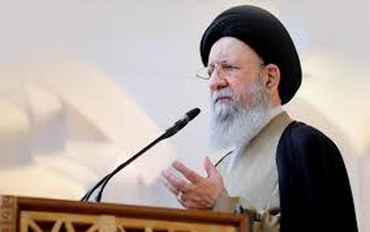 نماز جمعه جنبههای عبادی، سیاسی و اجتماعی مهمی دارد