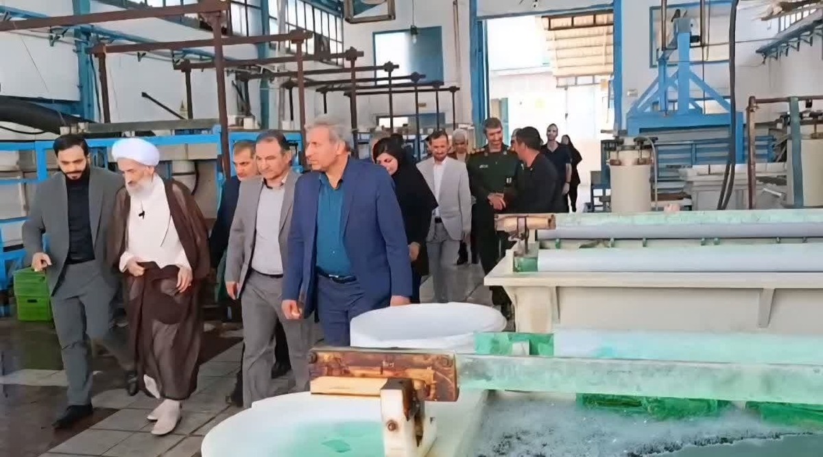 صنعتگران، افسران جهاد اقتصادی در برابر جنگ ترکیبی دشمن