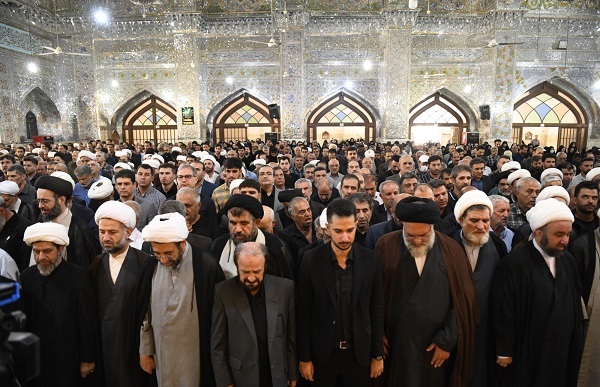 آیت الله موحد با حضور گسترده علماء و روحانیون شیراز تشییع شد