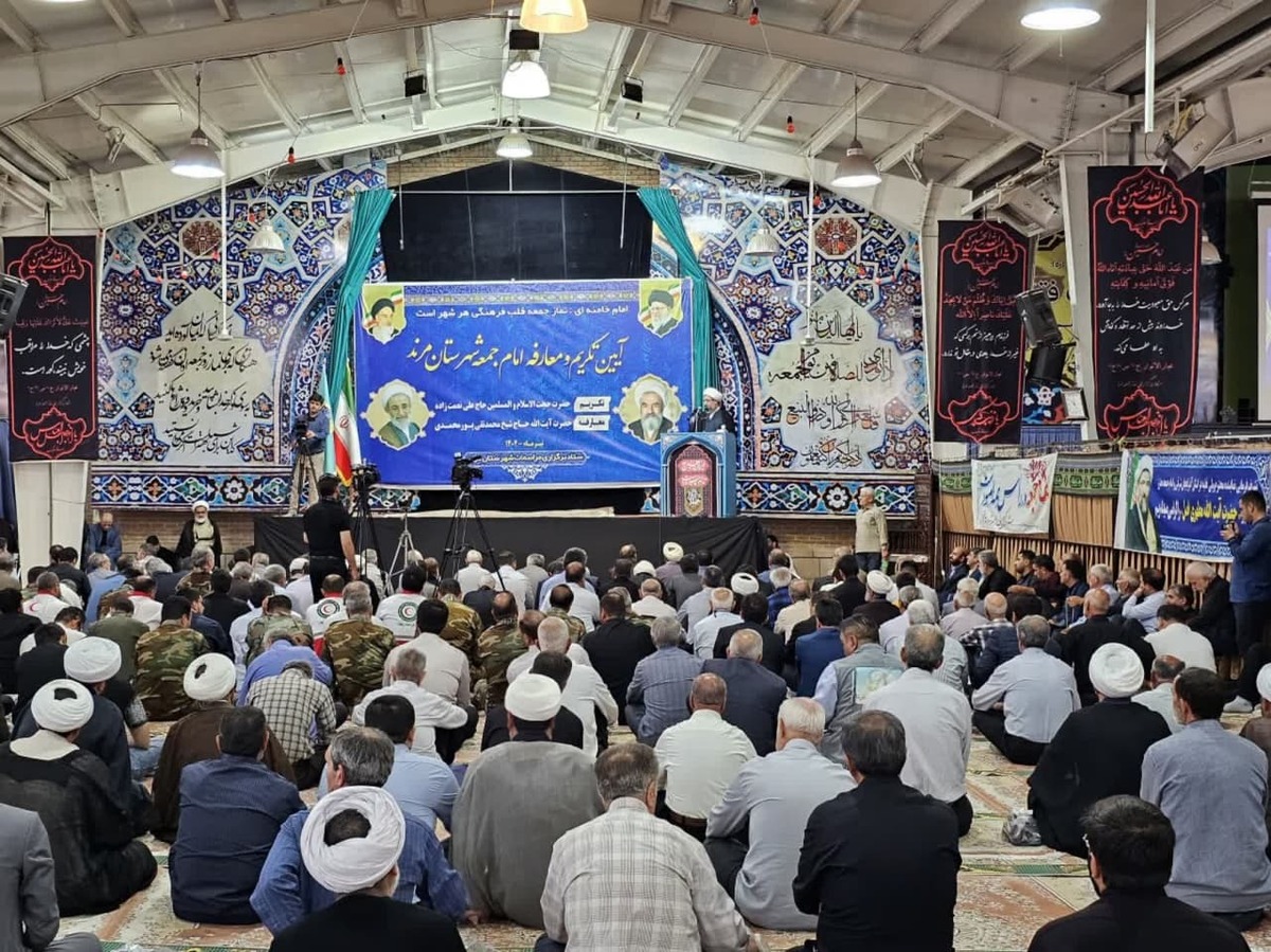 آیین تکریم و معارفه امام جمعه مرند با حضور نماینده ولی فقیه در آذربایجان شرقی برگزار شد+ تصاویر