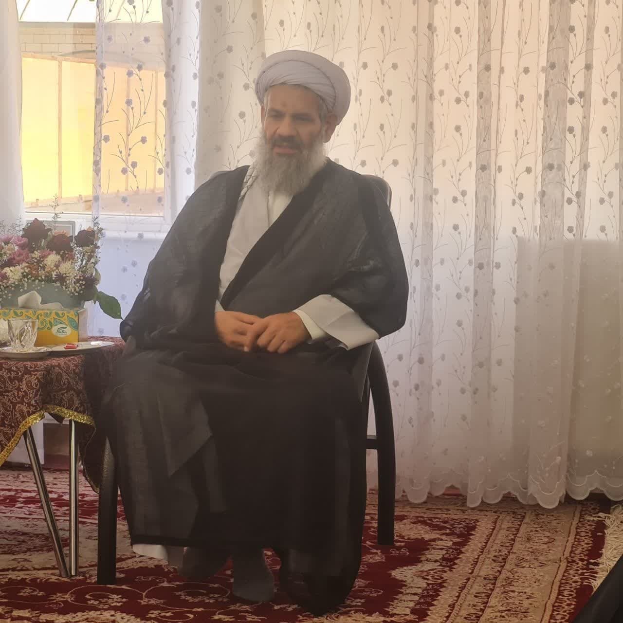 دیدار فرمانده و مسئولان سپاه مراغه با امام‌ جمعه جدید مراغه+ تصاویر